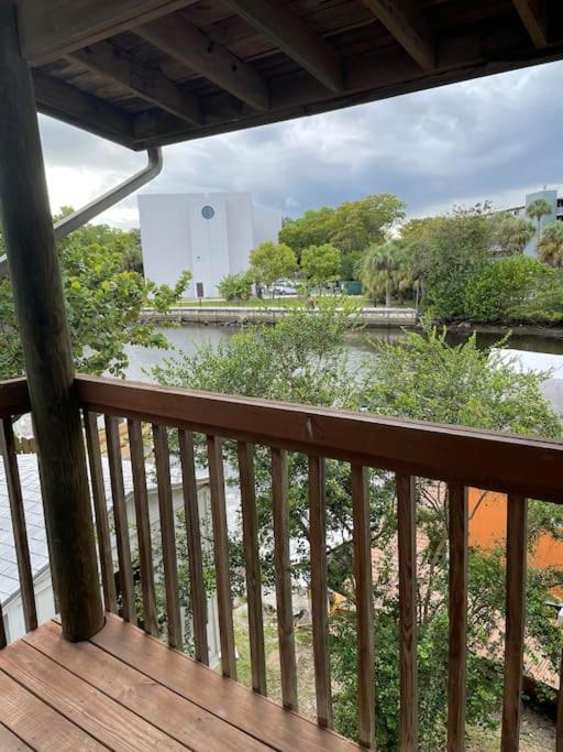 Modern Riverview Apartments Fort Lauderdale Exterior foto